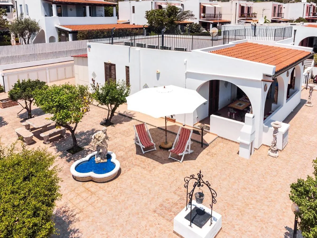 Holiday home Villa Loretta Lipari Italy